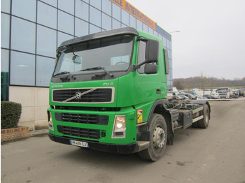 Kancalı yükleyici kamyon VOLVO FM