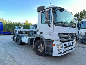 Şasi kamyon MERCEDES-BENZ Actros 2532