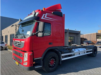 Şasi kamyon VOLVO FM 330