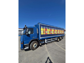 Kapalı kasa kamyon VOLVO FM9