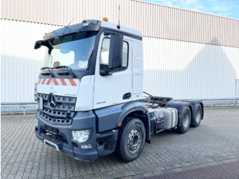 Çekici MERCEDES-BENZ Arocs 2648