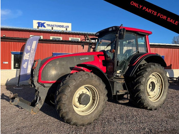 Traktör VALTRA T151