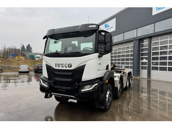 Kancalı yükleyici kamyon IVECO T-WAY