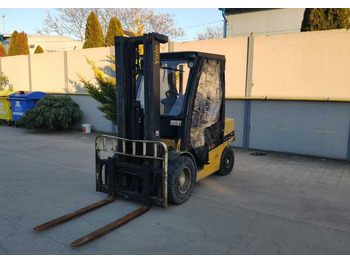 Dizel forklift YALE