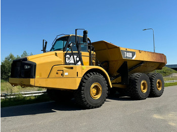 Belden kırma kaya kamyonu CATERPILLAR 740B