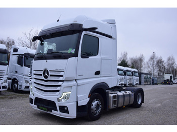 Çekici MERCEDES-BENZ Actros 1845