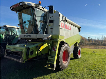 Biçerdöver CLAAS Lexion 440