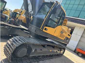 Paletli ekskavatör VOLVO EC480DL