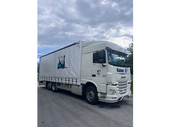 Araba taşıyıcı kamyon DAF XF 106