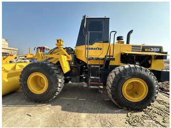 Tekerlekli yükleyici KOMATSU WA380