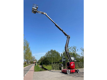 Eklemli platform MANITOU