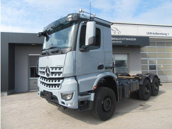 Şasi kamyon MERCEDES-BENZ Arocs 3351