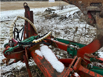 Toprak işleme makinesi Kverneland 160 4-furrow reversible plow: fotoğraf 5