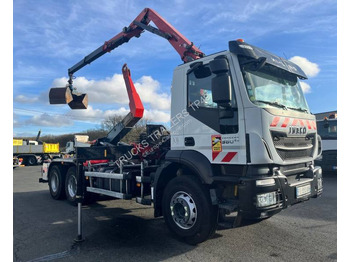 Kancalı yükleyici kamyon IVECO Trakker