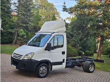 Şasi kamyon IVECO Daily 35C15