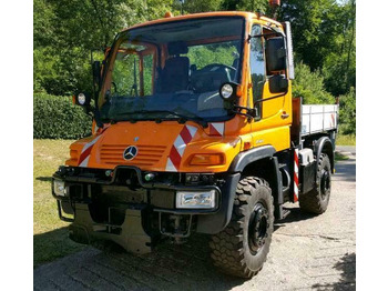 Atık toplama taşıt/ Özel amaçlı taşıt UNIMOG