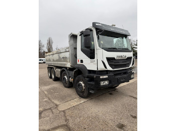 Damperli kamyon IVECO Trakker