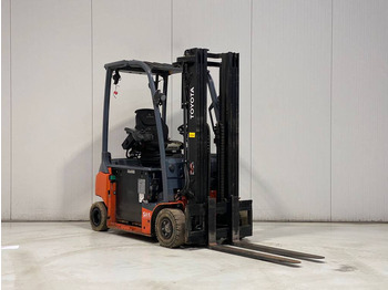 Elektrikli forklift TOYOTA