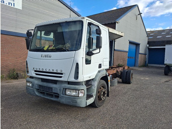 Şasi kamyon IVECO EuroCargo