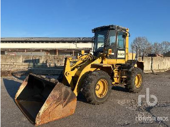 Tekerlekli yükleyici KOMATSU WA100