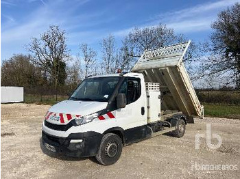 Damperli kamyon IVECO DAILY Camion Benne: fotoğraf 2