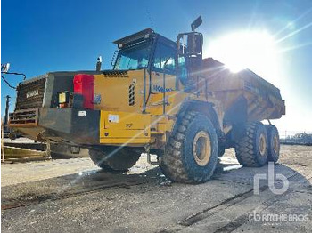 Belden kırma kaya kamyonu KOMATSU HM400