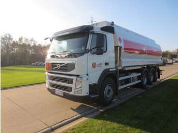 Tanker kamyon VOLVO FM