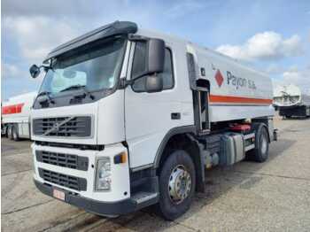 Tanker kamyon VOLVO FM