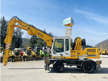 Elleçleme makinesi LIEBHERR A 904