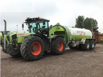 Traktör CLAAS Xerion 3800