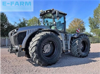 Traktör CLAAS Xerion 4000