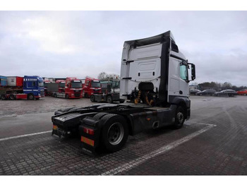 Çekici Mercedes-Benz Actros 1843 4x2 Trækker EURO 6: fotoğraf 3