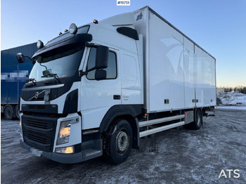 Kapalı kasa kamyon VOLVO FM 330