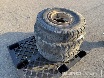 İnşaat ekipmanı Pallet of Various Rims and Tyres (3 of): fotoğraf 4