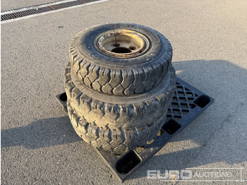 İnşaat ekipmanı Pallet of Various Rims and Tyres (3 of): fotoğraf 2