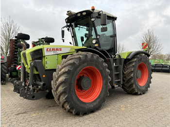 Traktör CLAAS Xerion 3800