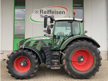 Traktör FENDT 722 Vario