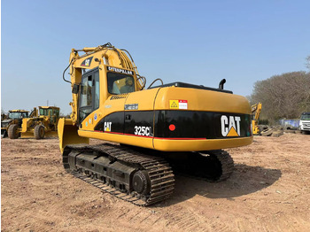 Paletli ekskavatör CATERPILLAR 325C: fotoğraf 5