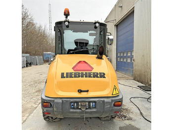 Tekerlekli yükleyici Liebherr L506C: fotoğraf 5