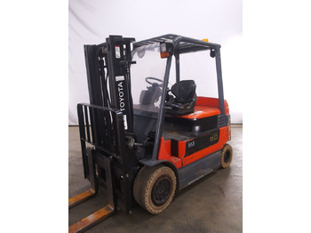 Elektrikli forklift TOYOTA