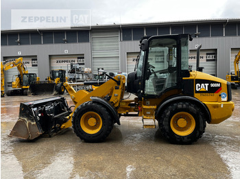 Tekerlekli yükleyici CATERPILLAR 908M