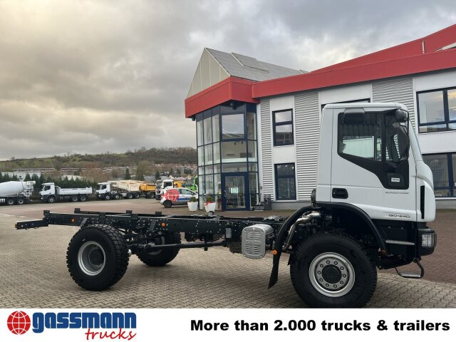 Yeni Şasi kamyon Iveco EuroCargo ML150E24 WS 4x4, Euro3, mehrfach: fotoğraf 10