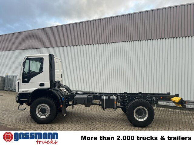 Yeni Şasi kamyon Iveco EuroCargo ML150E24 WS 4x4, Euro3, mehrfach: fotoğraf 13