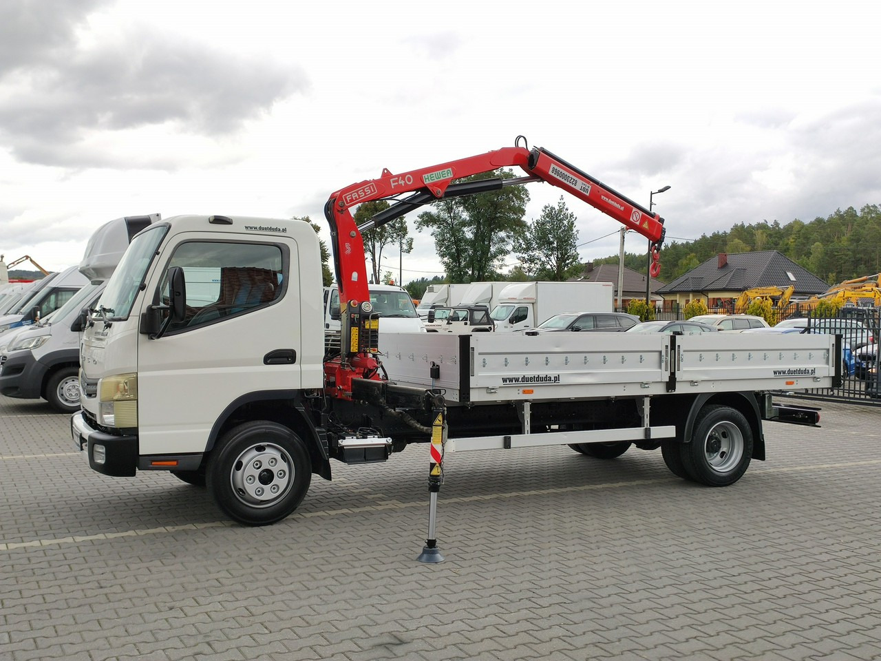 Sal/ Açık kasa kamyon, Vinçli kamyon Mitsubishi Canter Fuso 7C15 3.0/150KM HDS FASSI F40 UNIKAT Super Stan !!!: fotoğraf 6