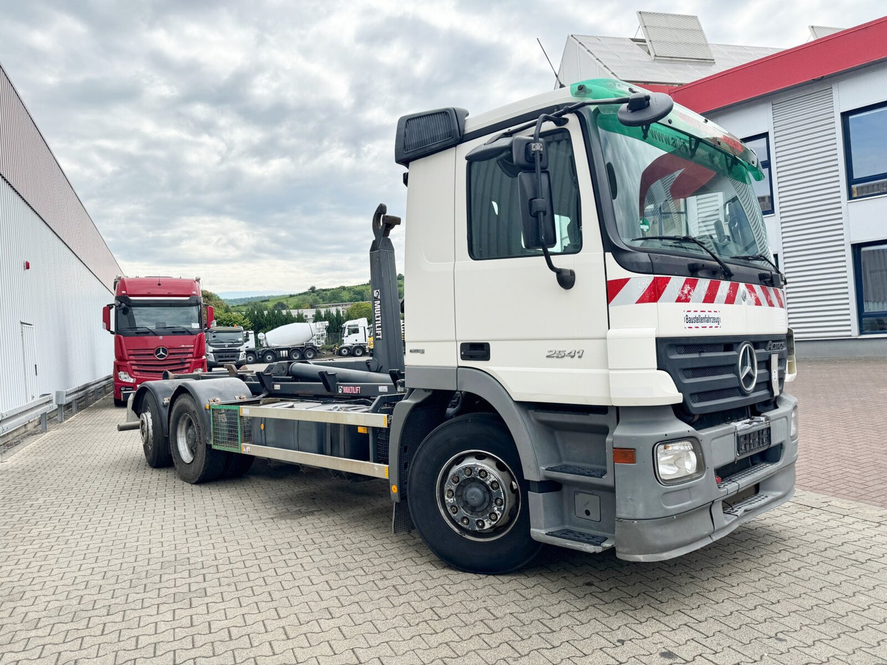 Kancalı yükleyici kamyon Mercedes-Benz Actros 2541 L 6x2 Actros 2541 L 6x2, Retader, Lenkachse: fotoğraf 9