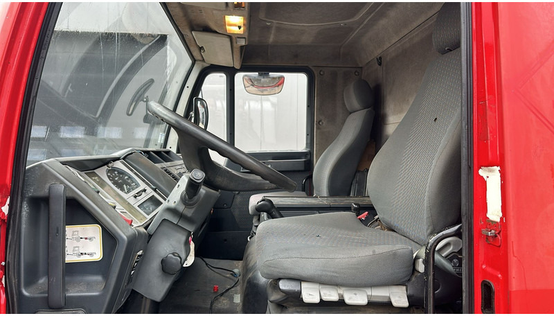 MAN TGL 12.180 (MANUAL PUMP !! / BELGIAN TRUCK ! / 433000 KM / MANUAL GEARBOX) finansal kiralama MAN TGL 12.180 (MANUAL PUMP !! / BELGIAN TRUCK ! / 433000 KM / MANUAL GEARBOX): fotoğraf 13