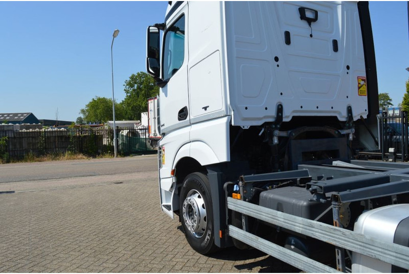 Şasi kamyon Mercedes-Benz Actros 1845 * 4x2 * EURO6 *: fotoğraf 18