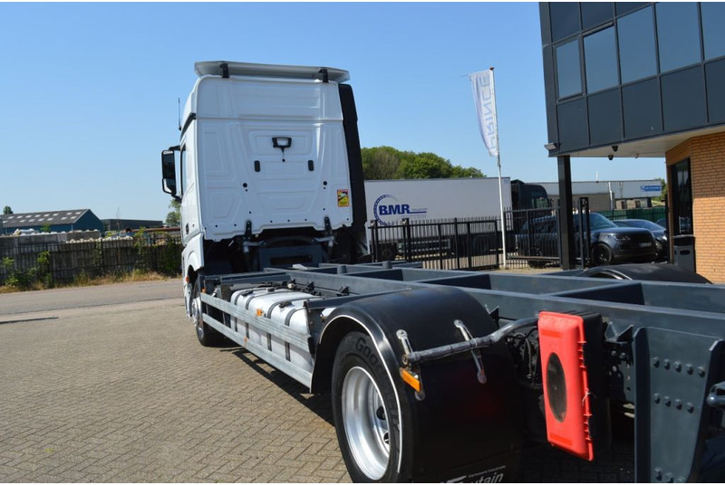 Şasi kamyon Mercedes-Benz Actros 1845 * 4x2 * EURO6 *: fotoğraf 15