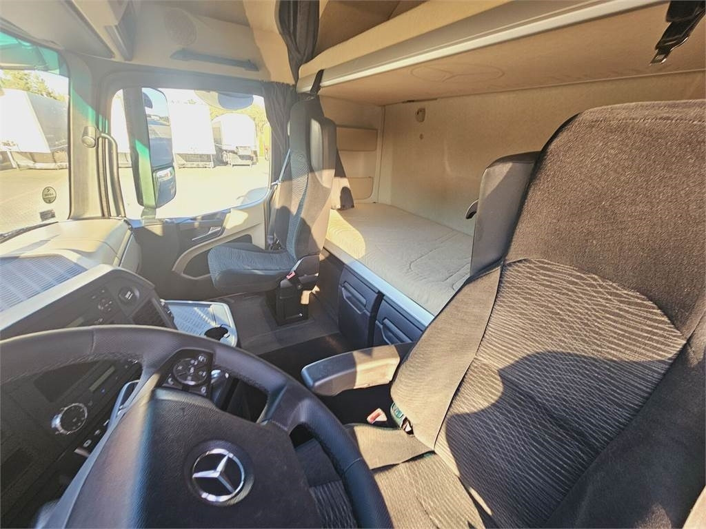 Çekici Mercedes-Benz ACTROS 1843: fotoğraf 24