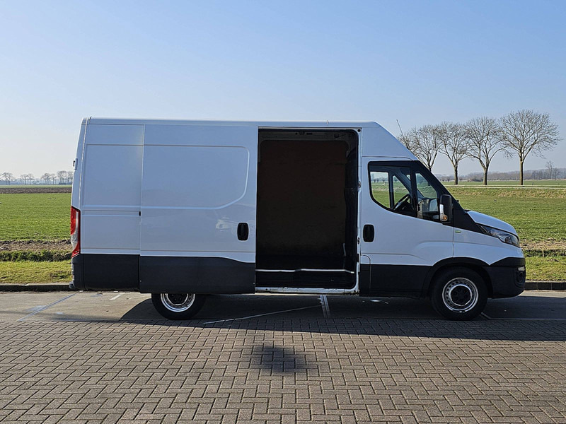 Panelvan Iveco Daily 35 S 14 140 AUTOM. L2H2: fotoğraf 13